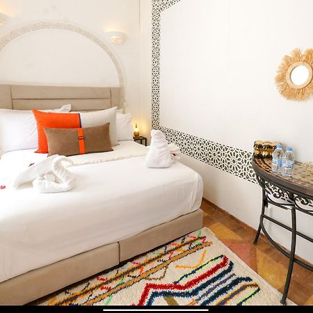 Riad Darna 4 Chambres Avec Piscine Et Petit Dejeuner Marrakesh Exteriör bild
