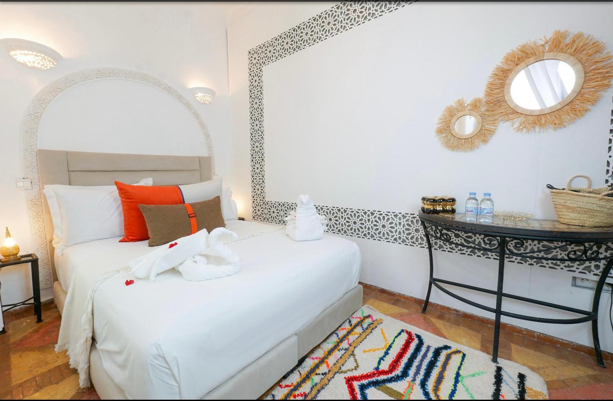 Riad Darna 4 Chambres Avec Piscine Et Petit Dejeuner Marrakesh Exteriör bild