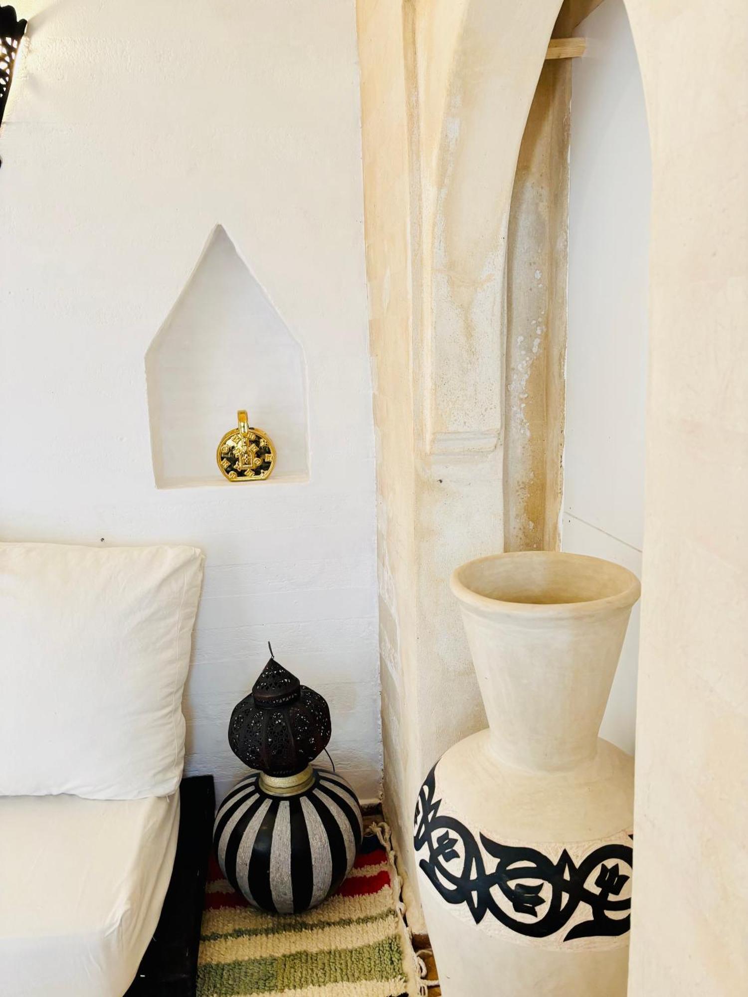 Riad Darna 4 Chambres Avec Piscine Et Petit Dejeuner Marrakesh Exteriör bild