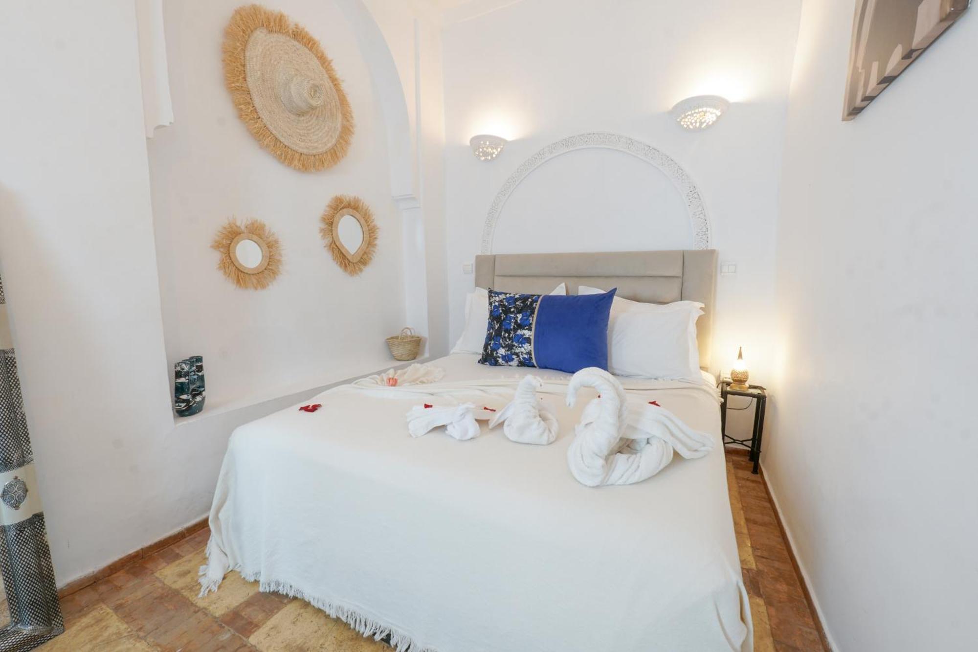 Riad Darna 4 Chambres Avec Piscine Et Petit Dejeuner Marrakesh Exteriör bild